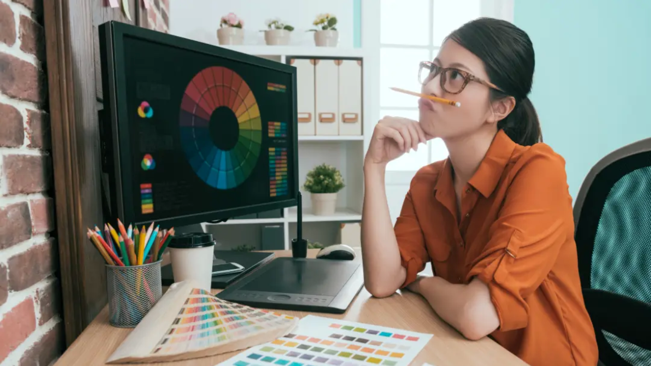 5 Signs You Need a Graphic Designer ASAP